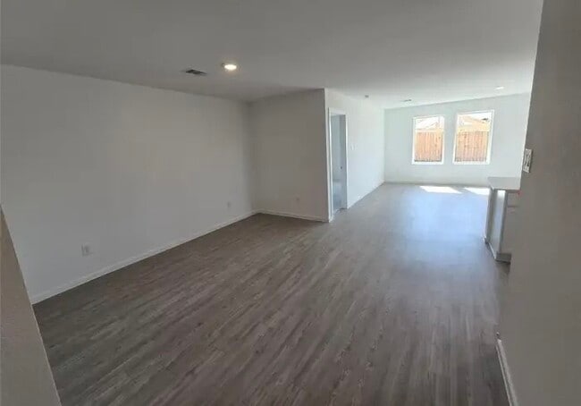 Building Photo - 16059 Tallis Dr