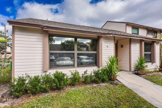 Building Photo - 108 Sherwood Cir