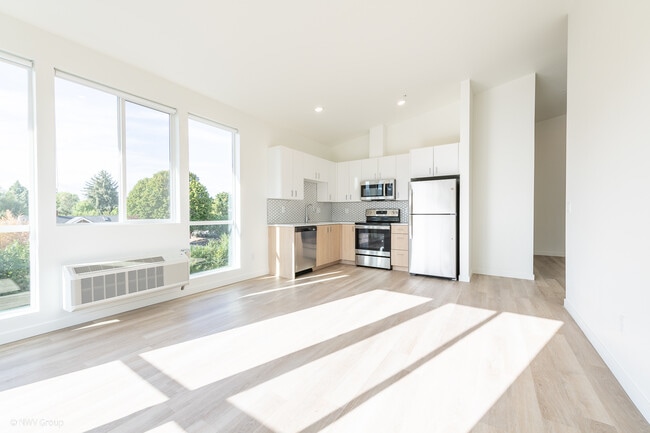 Building Photo - 8770 N Willamette