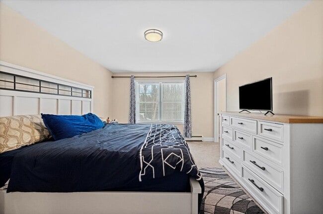 Building Photo - Ashburnham Rental
