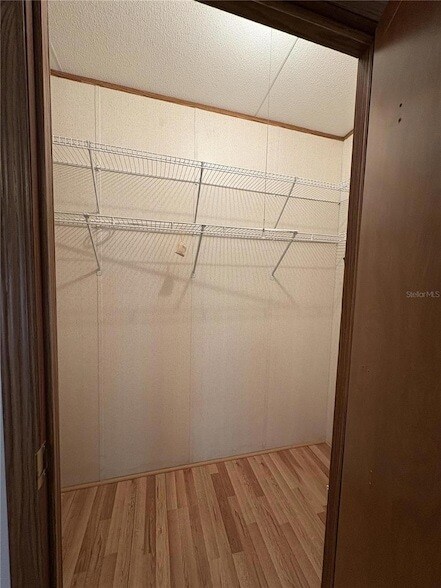 Building Photo - 616 Klickety Klak Ln