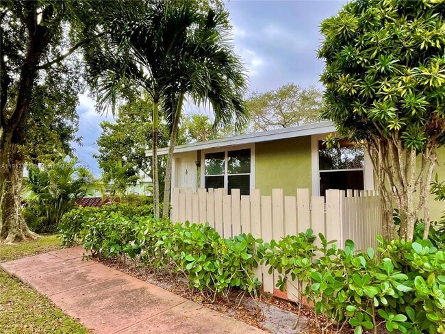 Building Photo - 7210 Southgate Blvd