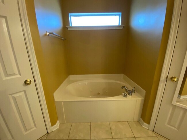 Building Photo - 10162 Eveninghill Cv