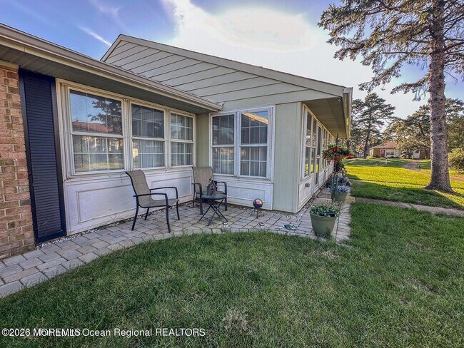 Building Photo - 27C Cambridge Cir