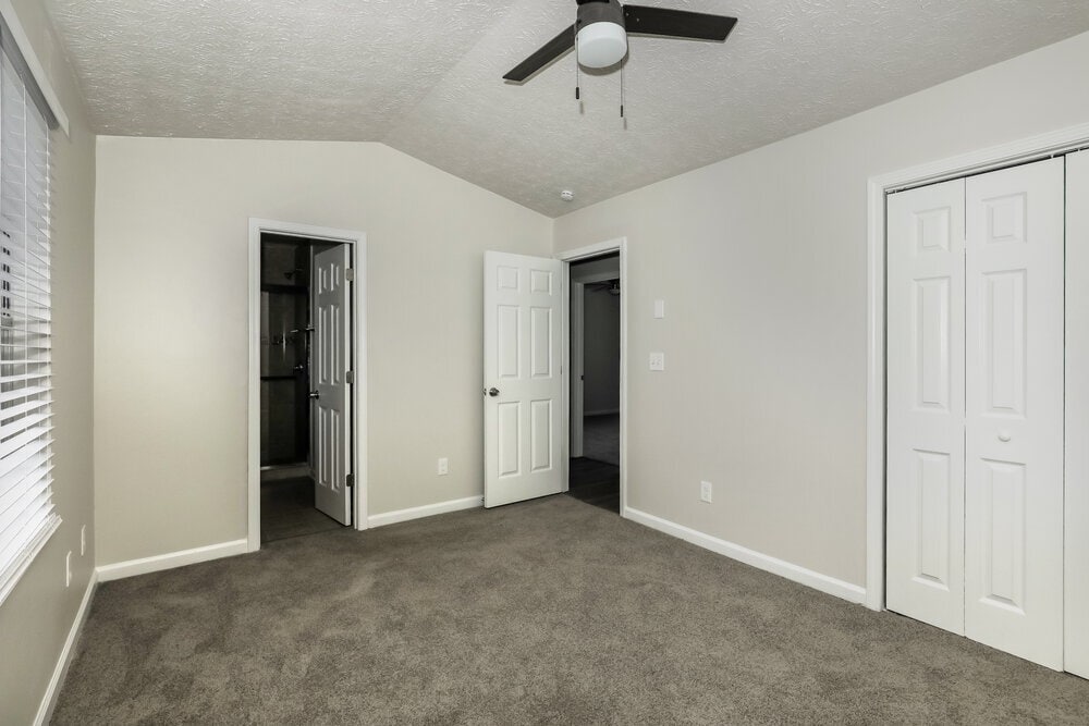 Building Photo - 93 Gleneagles Way