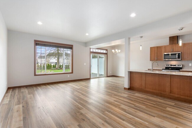 Building Photo - 313 Nooksack Ave