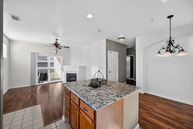 Building Photo - 9441 Ashbury Cir