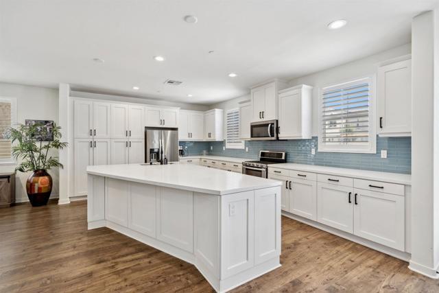 Building Photo - 4203 C. Del Vista