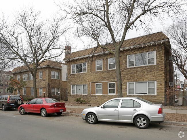 Building Photo - Emerson Manor Apartments