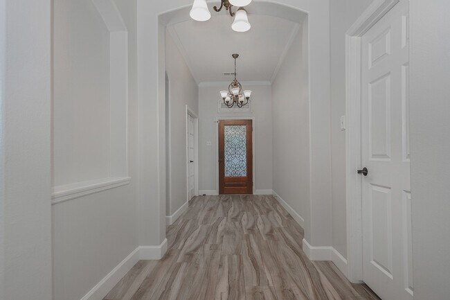Building Photo - 203 S Brooksedge Cir