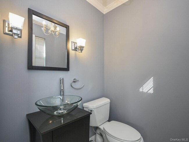 Building Photo - 49 Ashwood Rd