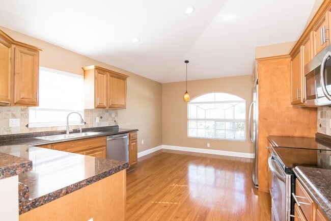 Building Photo - 25442 7 Rivers Cir