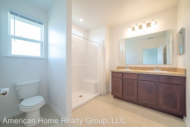 Building Photo - 3 br, 2 bath House - 222 Jackson Loop