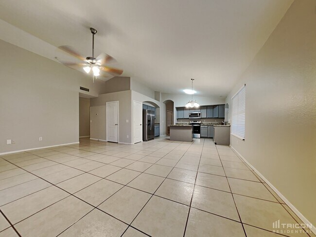 Building Photo - 1805 N 127th Dr