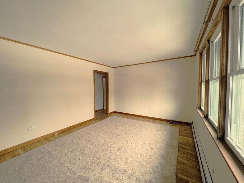 Building Photo - 70 Cedar St