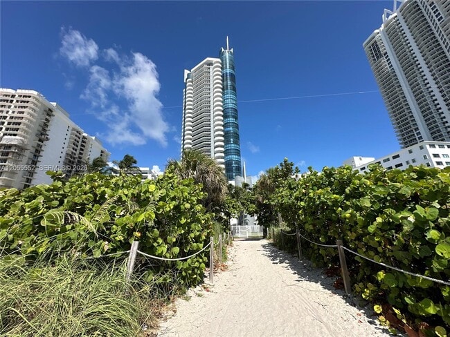 Building Photo - 6301 Collins Ave