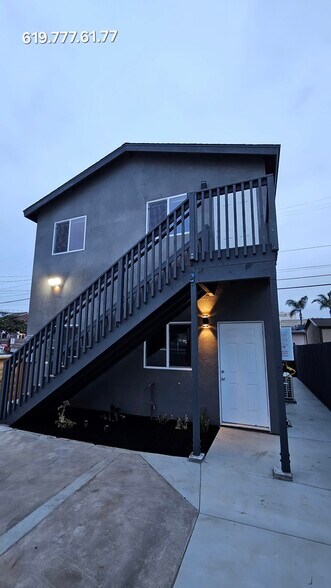 Building Photo - 520 Otis St