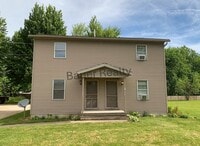 Building Photo - le9