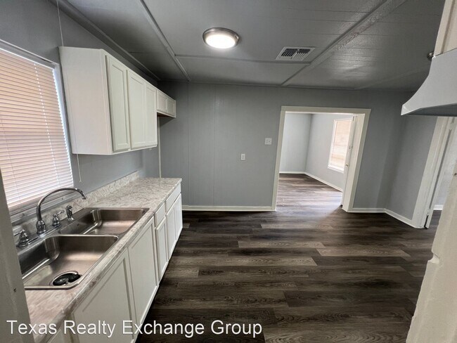 Building Photo - 2 br, 1 bath House - 926 Talmadge