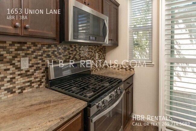 Building Photo - 1653 Union Ln