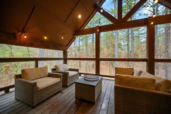 Building Photo - 295 Apple Rdg Ln