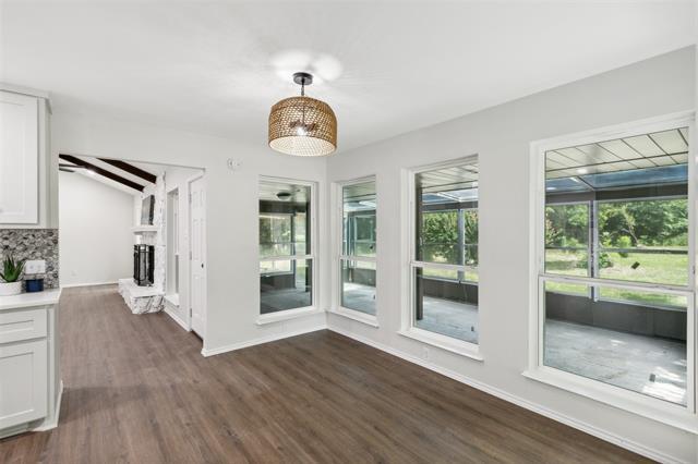 Building Photo - 826 Meadowview Ln