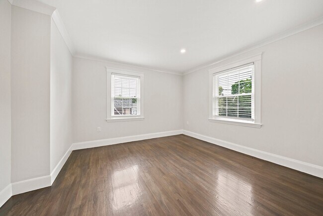 Building Photo - 37 Wolcott Rd