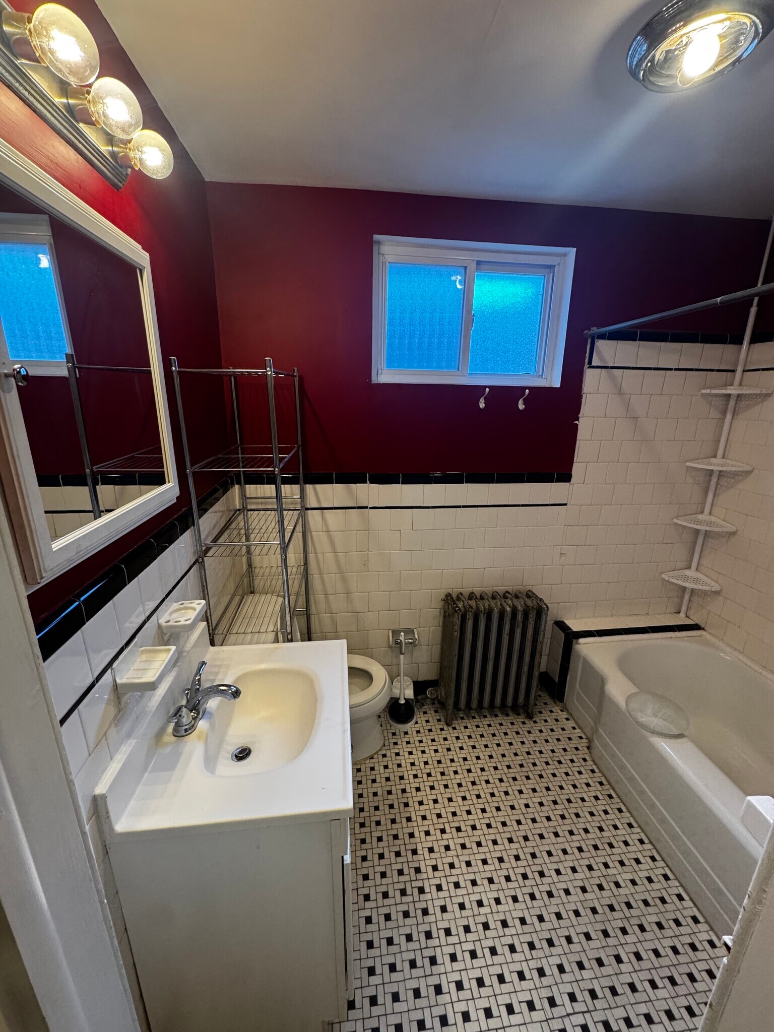 2nd Fl full bath - 1518 S 13th St