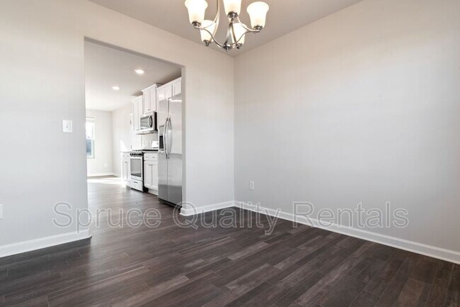 Building Photo - 216 McClellan Trail