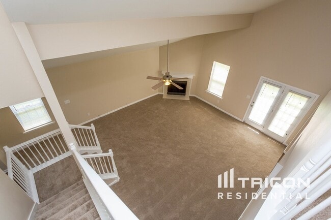 Building Photo - 145 Lakeview Trail