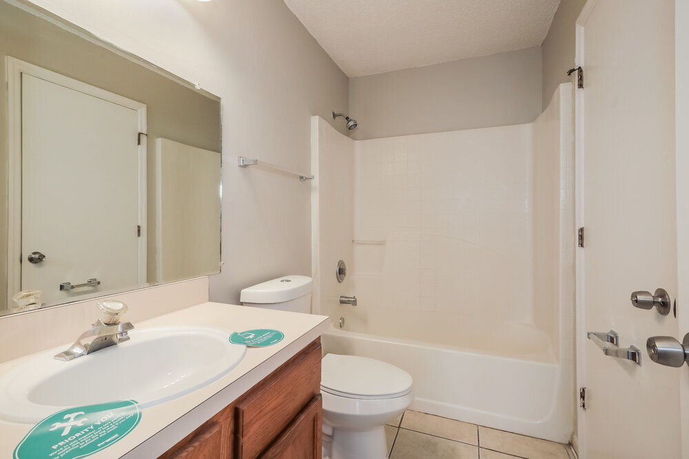 Building Photo - 7939 Cherry Blossom Dr S