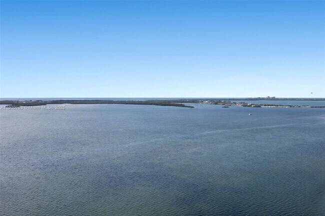 Building Photo - 808 Brickell Key Dr