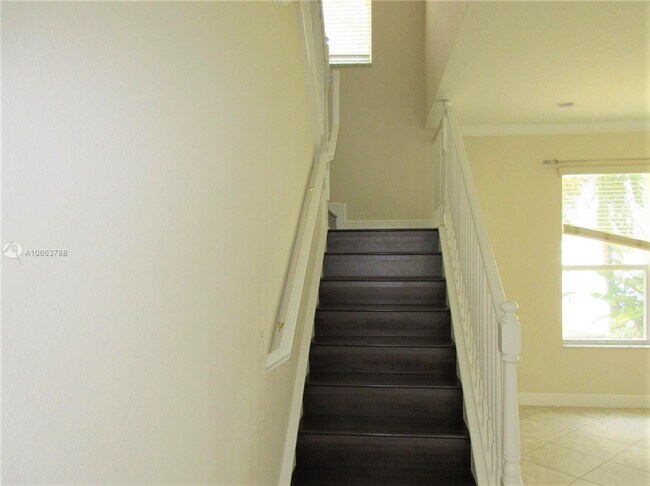 Building Photo - 17992 41st SW St