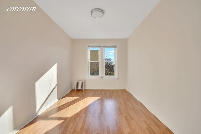 Building Photo - 166 Avenue O