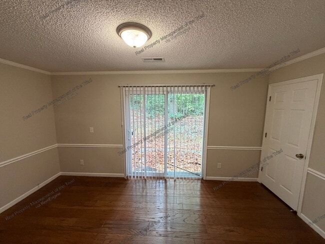Building Photo - 243 Olde Vineyard Ct