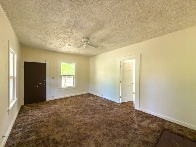 Building Photo - 31510 CA-128