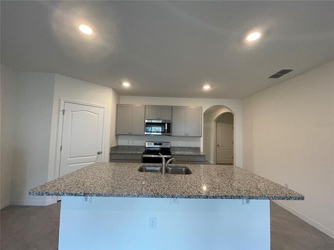Building Photo - 5610 Galloping Dr