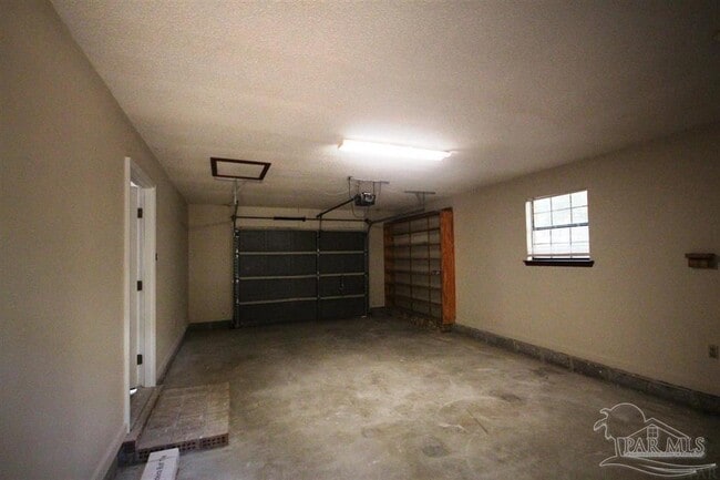 Building Photo - 5400 US-90
