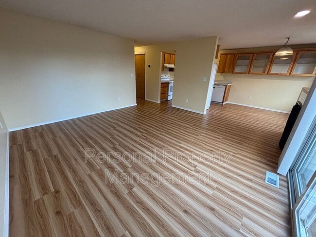 Building Photo - 1414 Brandt Rd