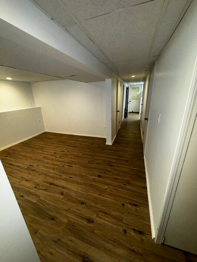 Building Photo - 5337 W Patterson Ave