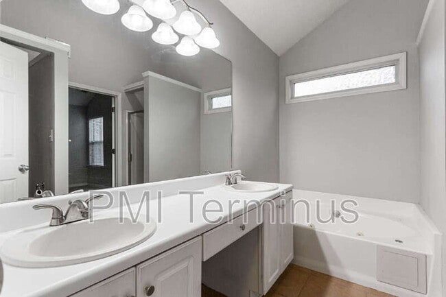 Building Photo - 1312 Telhurst Ct NW