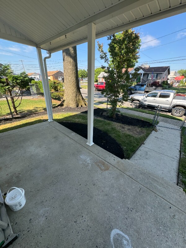 Building Photo - 107 Jansen Ave