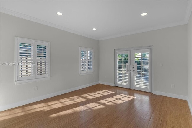 Building Photo - 7048 SW 83rd Ct