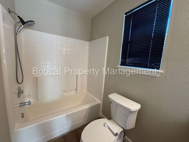 Building Photo - 3522 Smoketree Ave