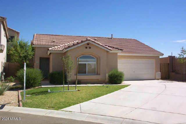 Building Photo - 3305 N Everest