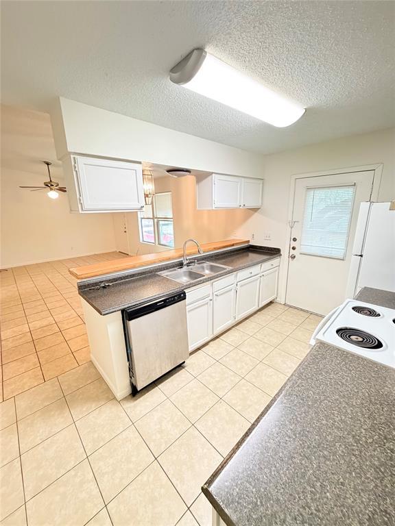 Building Photo - 23393 Nameless Rd