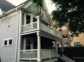 Building Photo - 1873 N Astor St