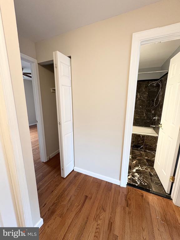 Building Photo - 7653 Stana Ct