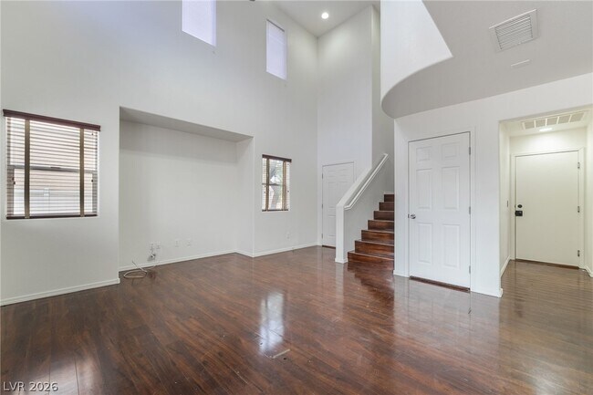 Building Photo - 7858 Windhamridge Dr