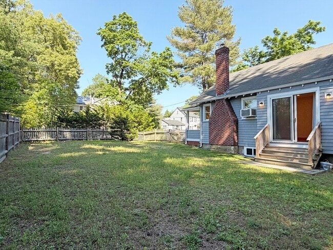 Building Photo - 63 Pierrepont Rd